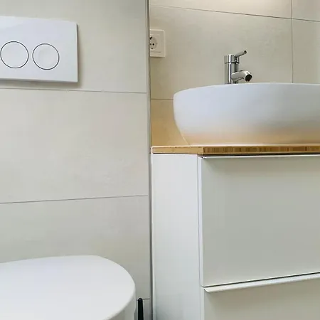 Casa Del Sol - Neu Ausgestattete Ferienunterkunft Mit Parkplatz Und E-auto Ladestation Calw