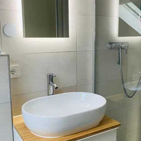 Casa Del Sol - Klimatisierte Ferienunterkunft Mit Parkplatz Und E-Auto Ladestation Lejlighed *