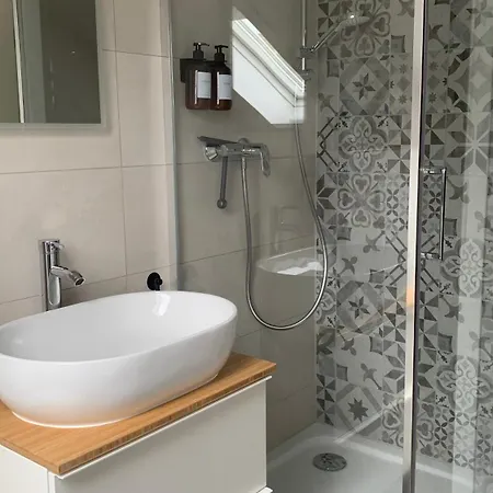 Lejlighed Casa Del Sol - Klimatisierte Ferienunterkunft Mit Parkplatz Und E-Auto Ladestation *